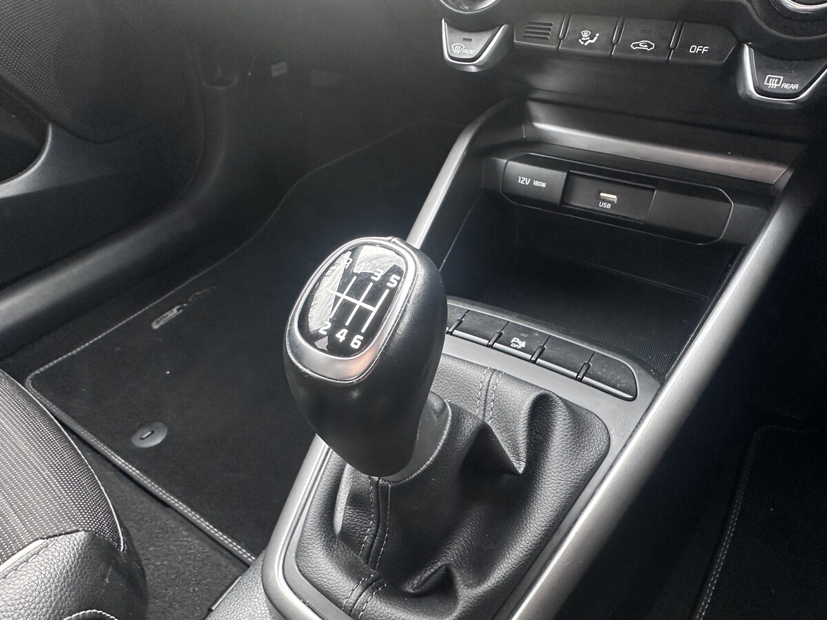 Used Kia Stonic 2024 for sale - 77884606: Photo 15