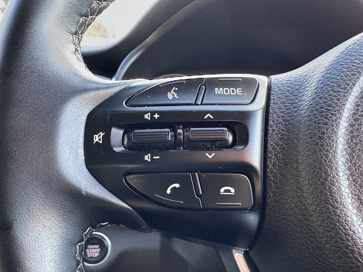 Used Kia Stonic 2023 for sale - 77884620: Photo 24