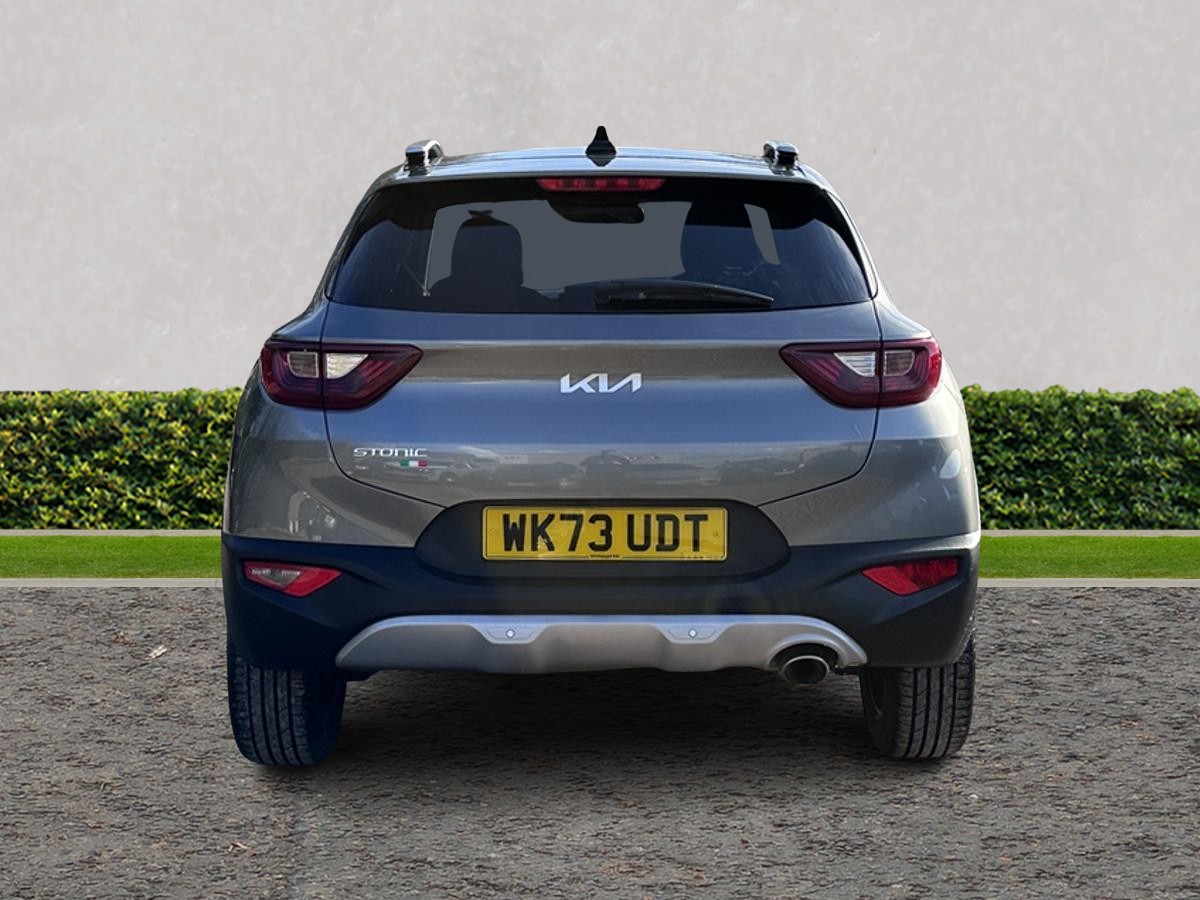 Used Kia Stonic 2023 for sale - 77884620: Photo 4