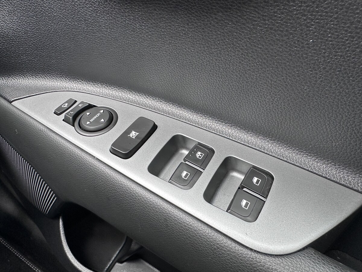 Used Kia Stonic 2025 for sale - 77884654: Photo 18