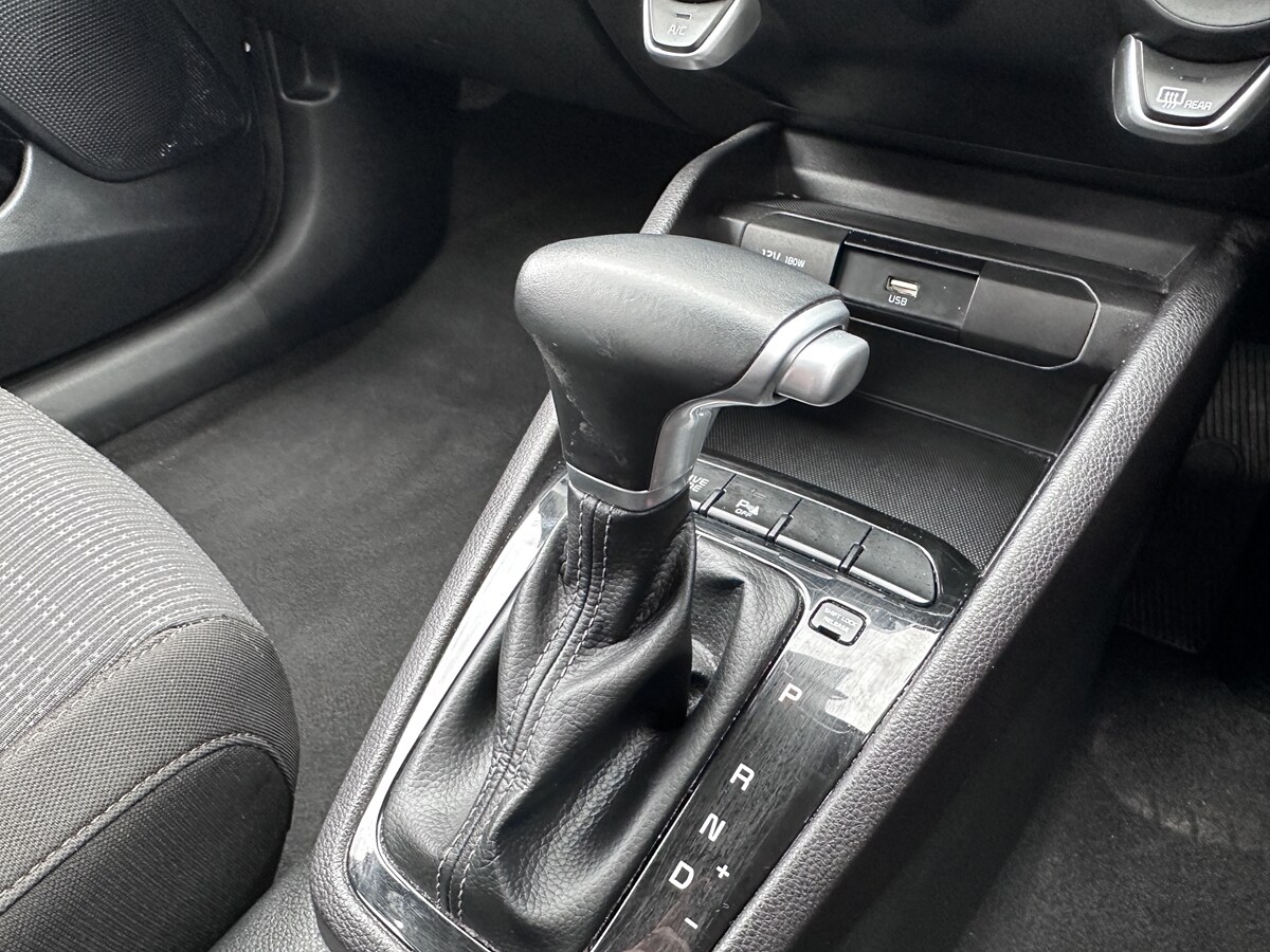 Used Kia Stonic 2021 for sale - 77884656: Photo 15