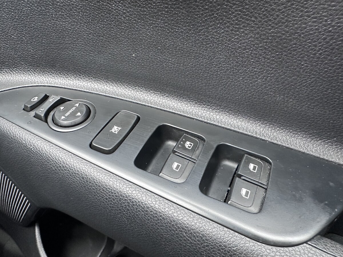 Used Kia Stonic 2021 for sale - 77884656: Photo 18