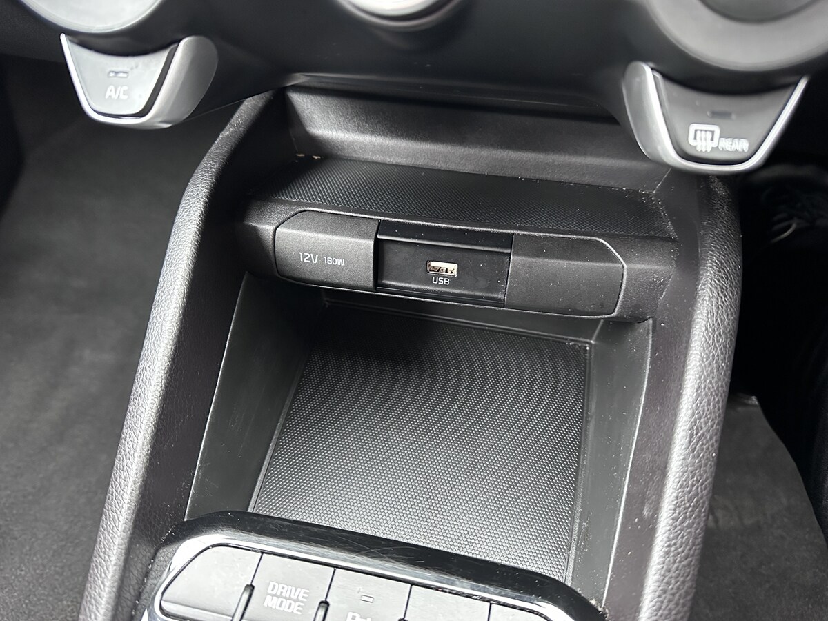 Used Kia Stonic 2021 for sale - 77884656: Photo 30