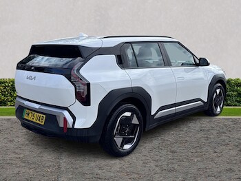 Used Kia EV3 2025 for sale - 77884627: Photo