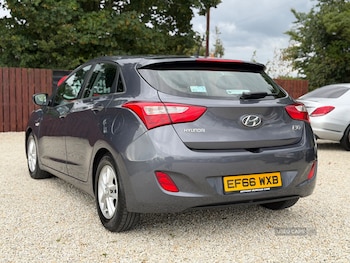 Used Hyundai i30 2016 for sale - 79534038: Photo