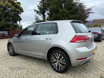 Used Volkswagen Golf 2018 for sale - 75720932: Photo