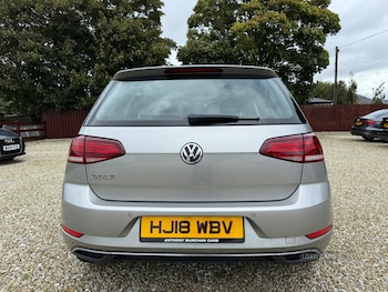 Used Volkswagen Golf 2018 for sale - 75720932: Photo