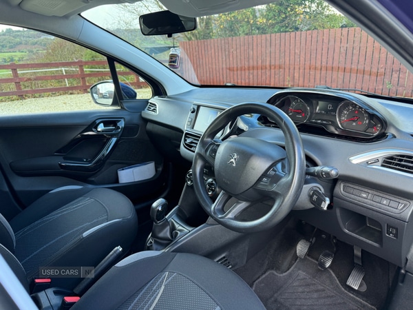 Used Peugeot 208 2013 for sale - 76350072: Photo 8