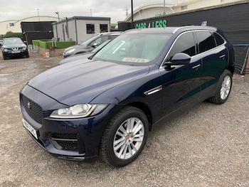 Used Jaguar F-Pace 2017 for sale - 76253447: Photo 4