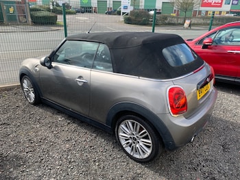 Used MINI Convertible 2017 for sale - 77830234: Photo