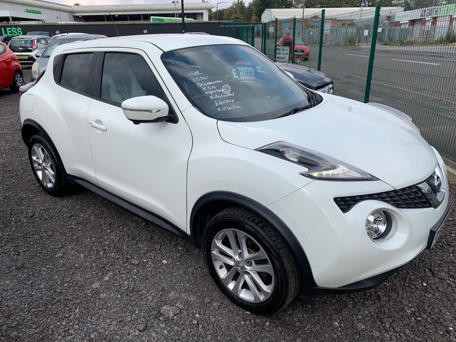 Used Nissan Juke 2015 for sale - 76090777: Photo 11