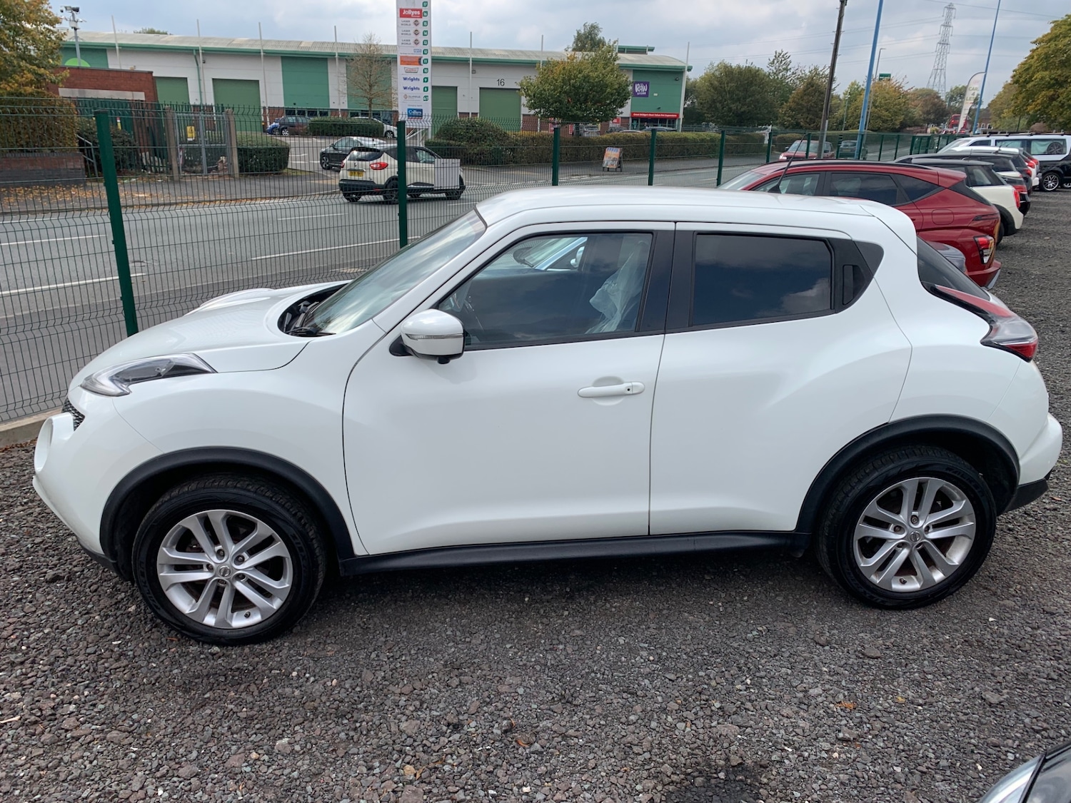 Used Nissan Juke 2015 for sale - 76090777: Photo 4