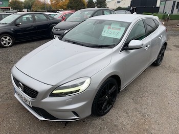 Used Volvo V40 2016 for sale - 76274248: Photo