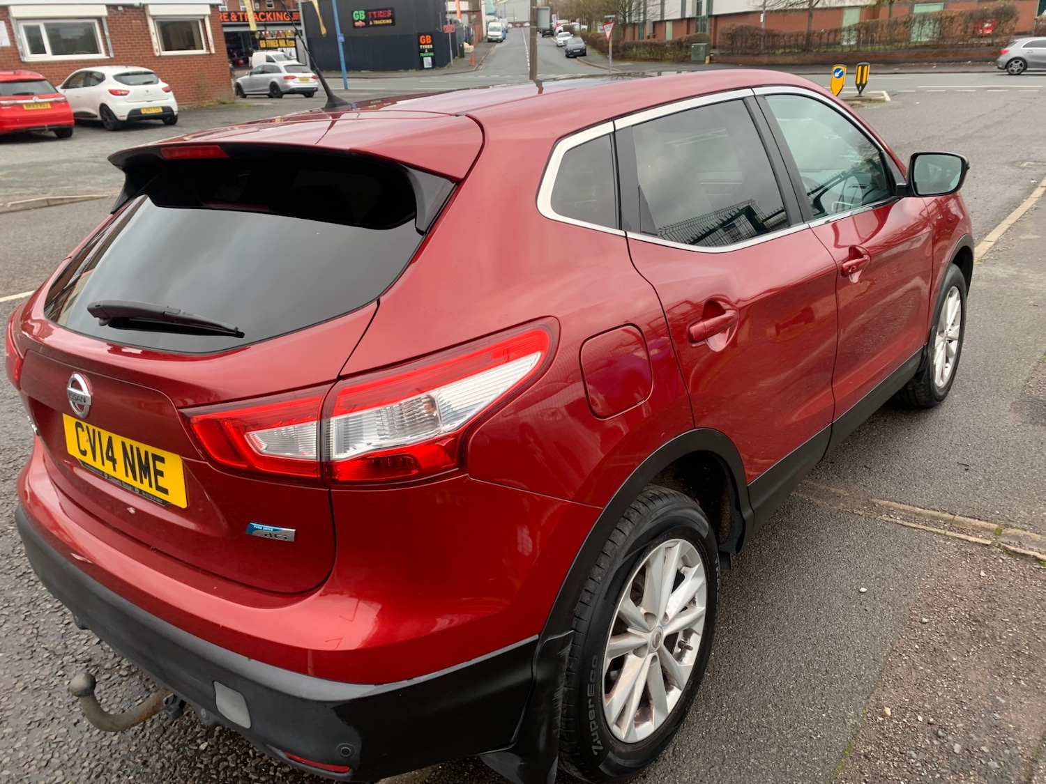 Used Nissan Qashqai 2014 for sale - 76719767: Photo 2
