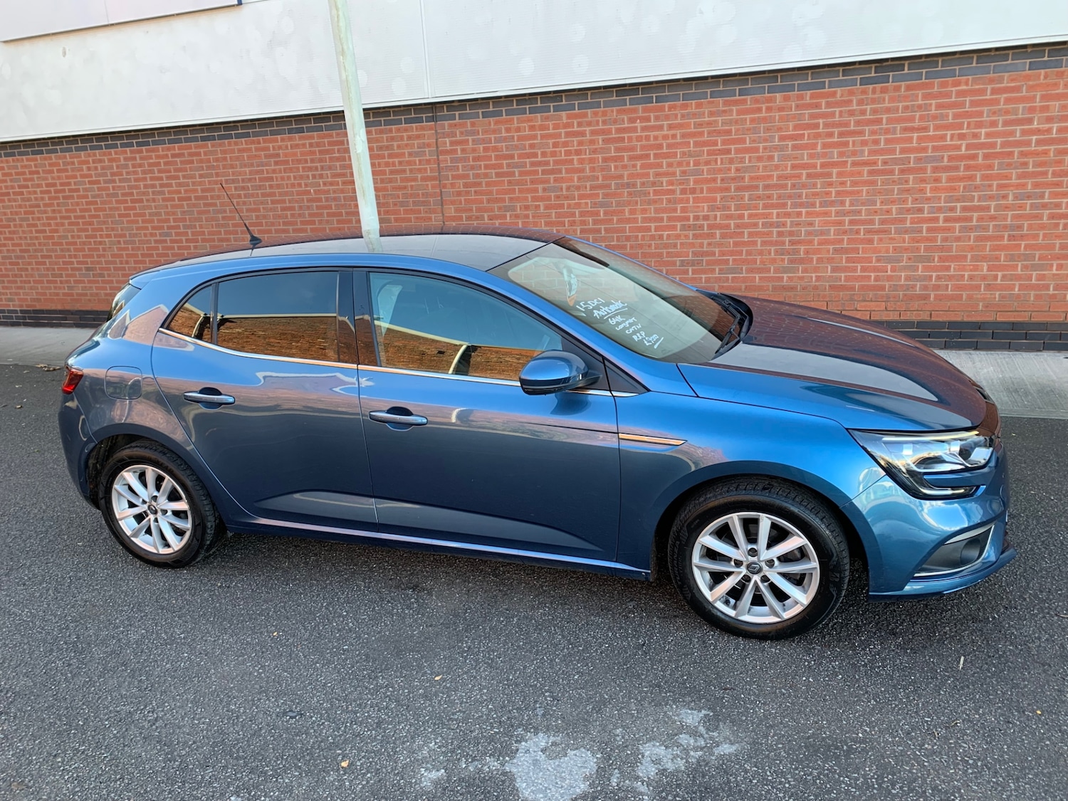 Used Renault Megane 2017 for sale - 76427830: Photo 10