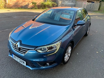 Used Renault Megane 2017 for sale - 76427830: Photo