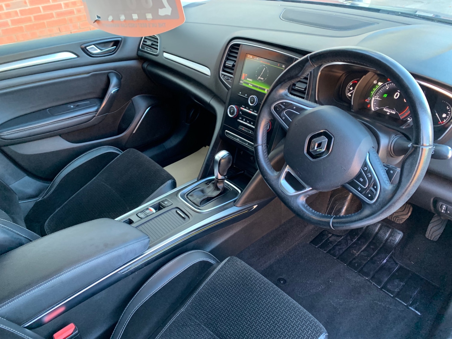 Used Renault Megane 2017 for sale - 76427830: Photo 8