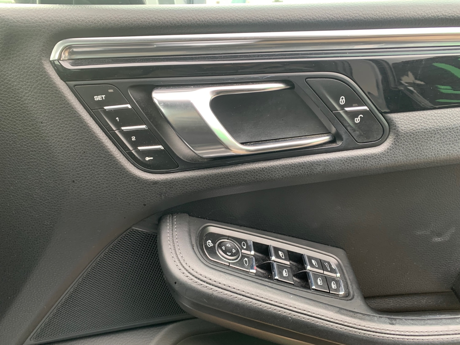 Used Porsche Macan 2015 for sale - 77579756: Photo 17