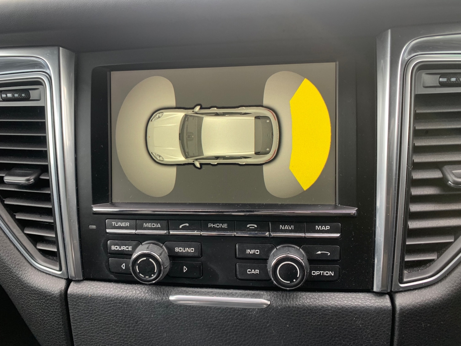 Used Porsche Macan 2015 for sale - 77579756: Photo 21