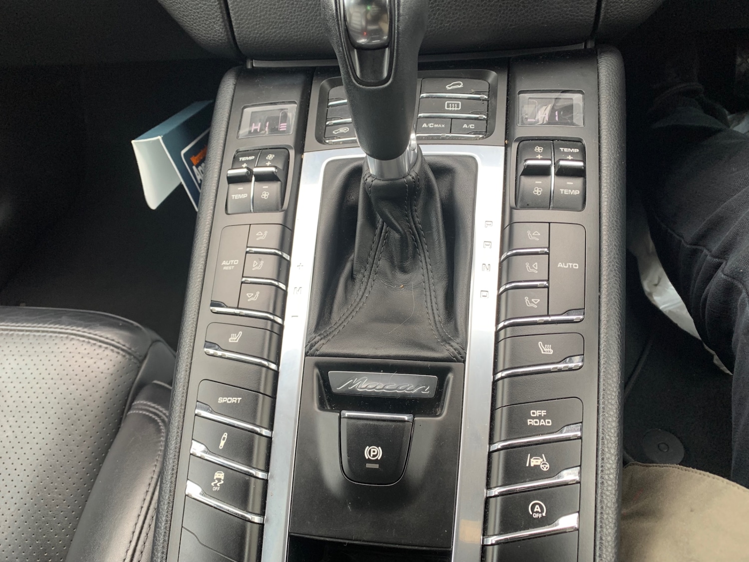 Used Porsche Macan 2015 for sale - 77579756: Photo 24