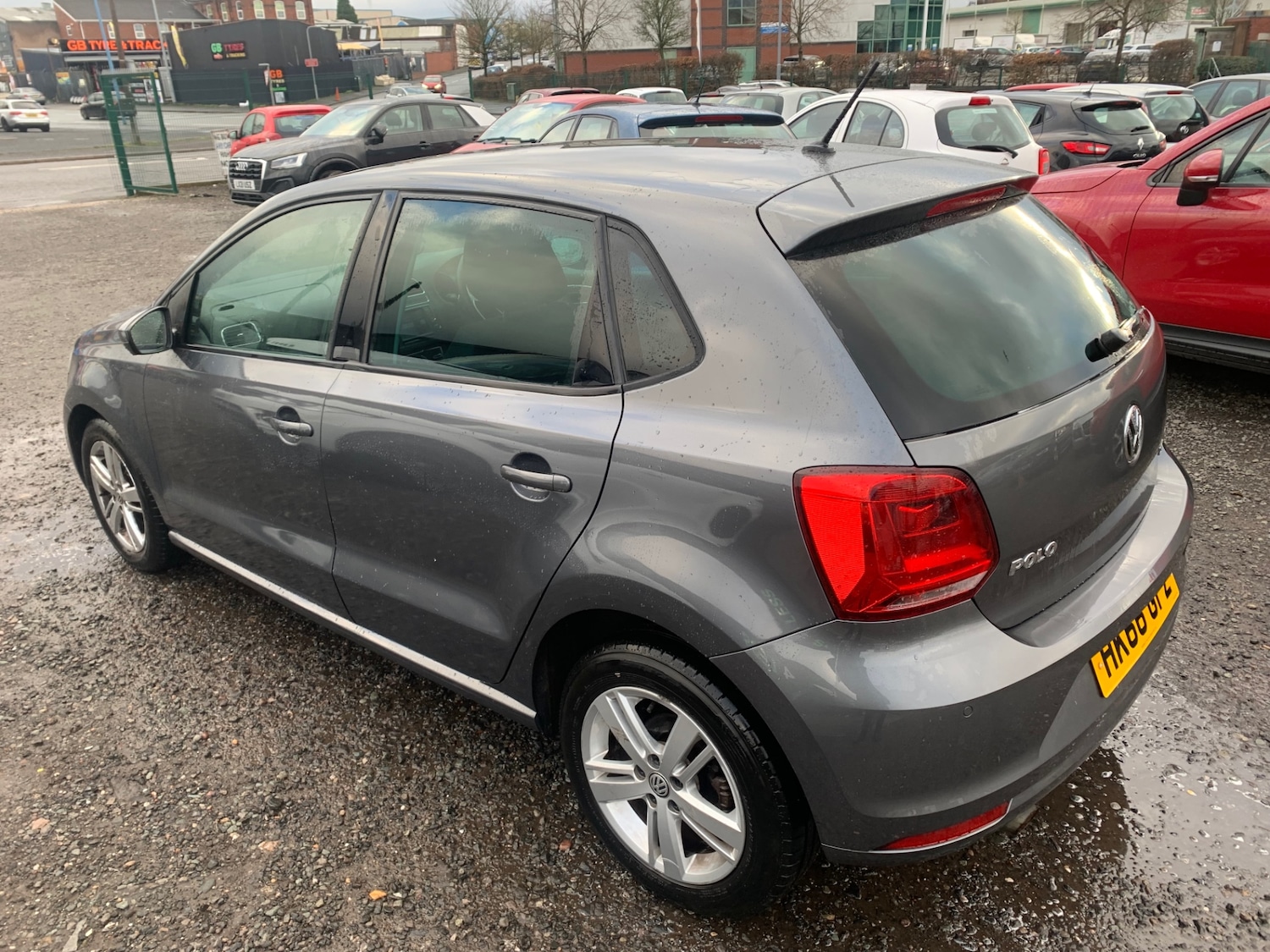 Used Volkswagen Polo 2016 for sale - 76920186: Photo 2