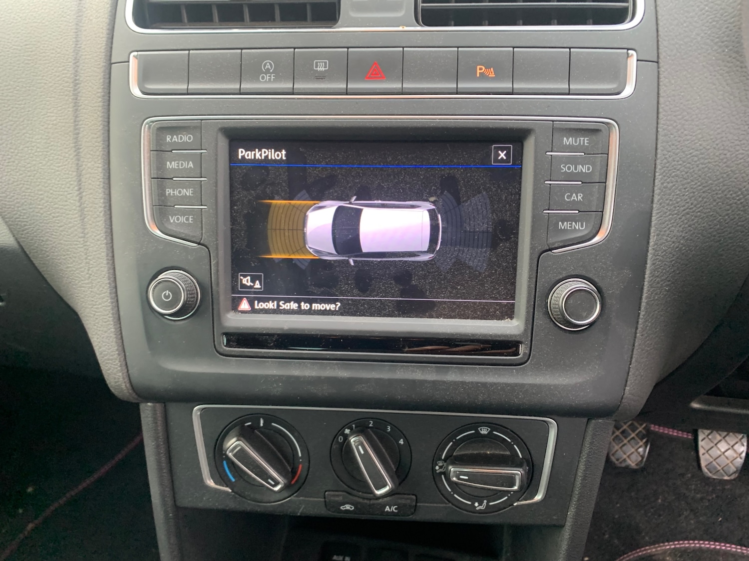 Used Volkswagen Polo 2016 for sale - 76920186: Photo 6