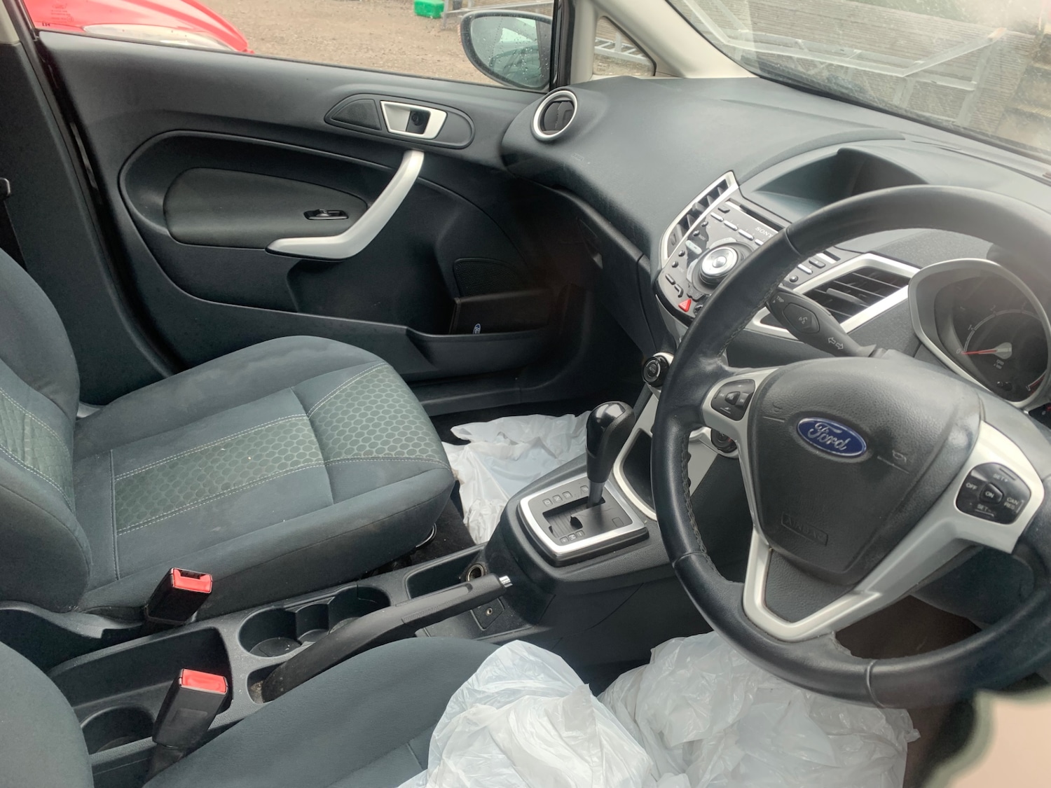 Used Ford Fiesta 2011 for sale - 77789614: Photo 2