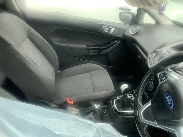 Used Ford Fiesta 2015 for sale - 76170647: Photo 5
