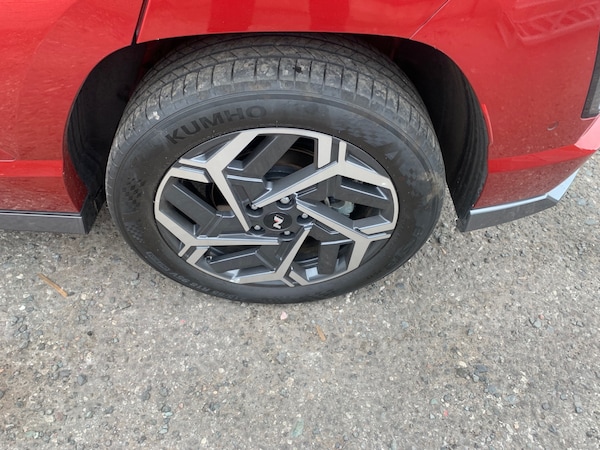 Used Hyundai KONA 2024 for sale - 75157652: Photo 2