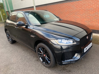 Used Jaguar F-Pace 2020 for sale - 77432681: Photo