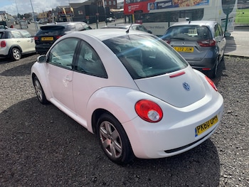 Used Volkswagen Beetle 2010 for sale - 77830314: Photo