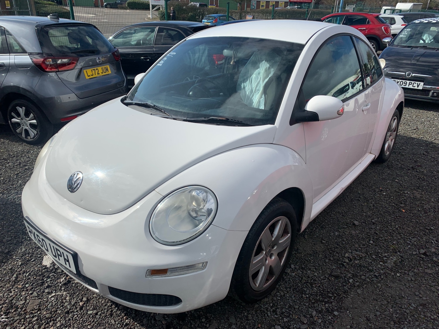Used Volkswagen Beetle 2010 for sale - 77830314: Photo 3