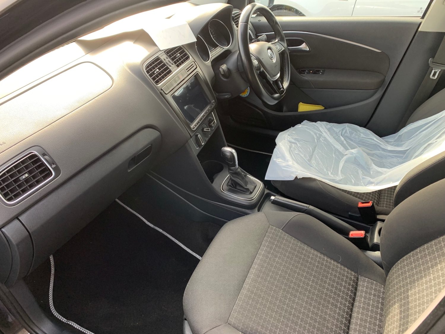 Used Volkswagen Polo 2014 for sale - 77760860: Photo 6