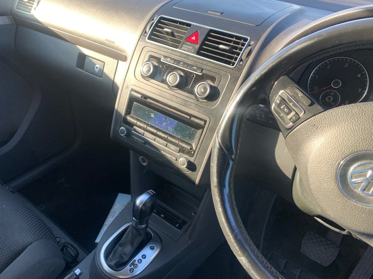 Used Volkswagen Touran 2012 for sale - 77077635: Photo 5