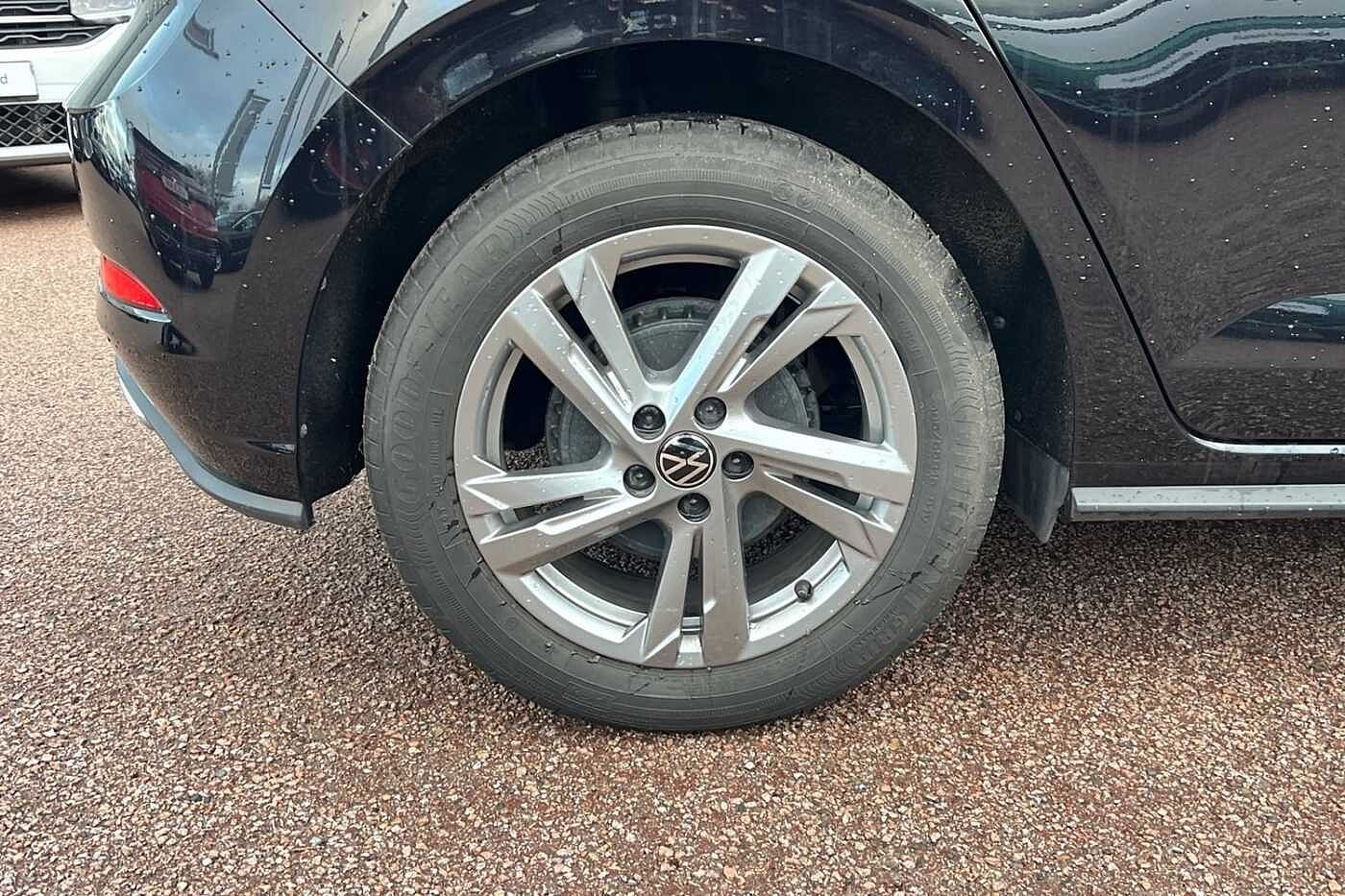 Used Volkswagen Polo 2023 for sale - 76675658: Photo 5