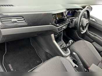 Used Volkswagen Polo 2024 for sale - 76677320: Photo