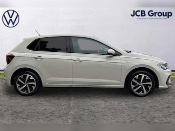 Used Volkswagen Polo 2024 for sale - 76677320: Photo