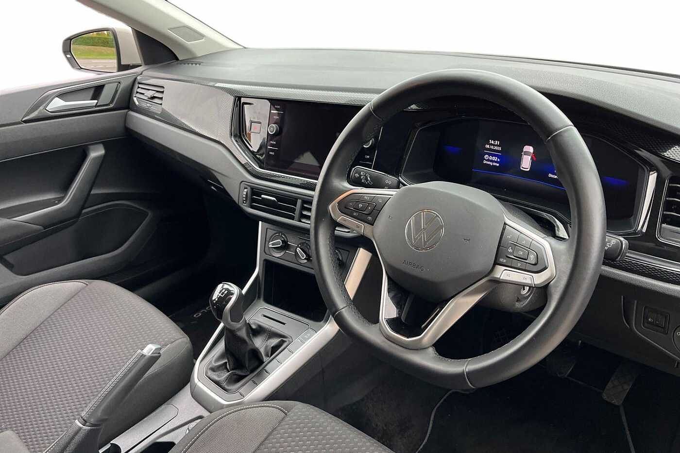 Used Volkswagen Polo 2024 for sale - 76677320: Photo 6