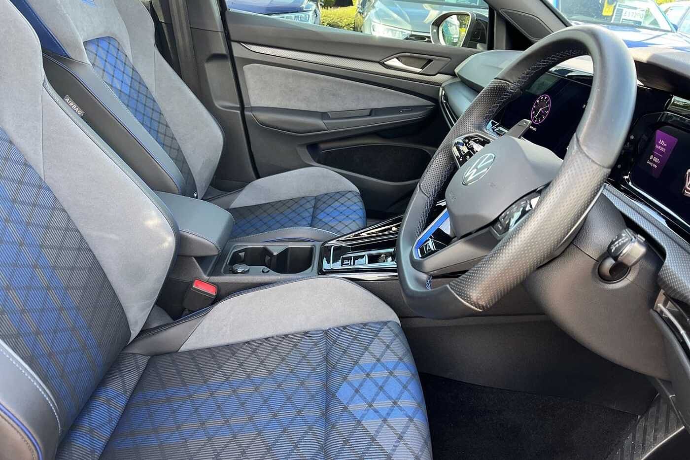 Used Volkswagen Golf 2024 for sale - 76677117: Photo 20