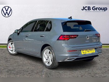 Used Volkswagen Golf 2024 for sale - 76677008: Photo