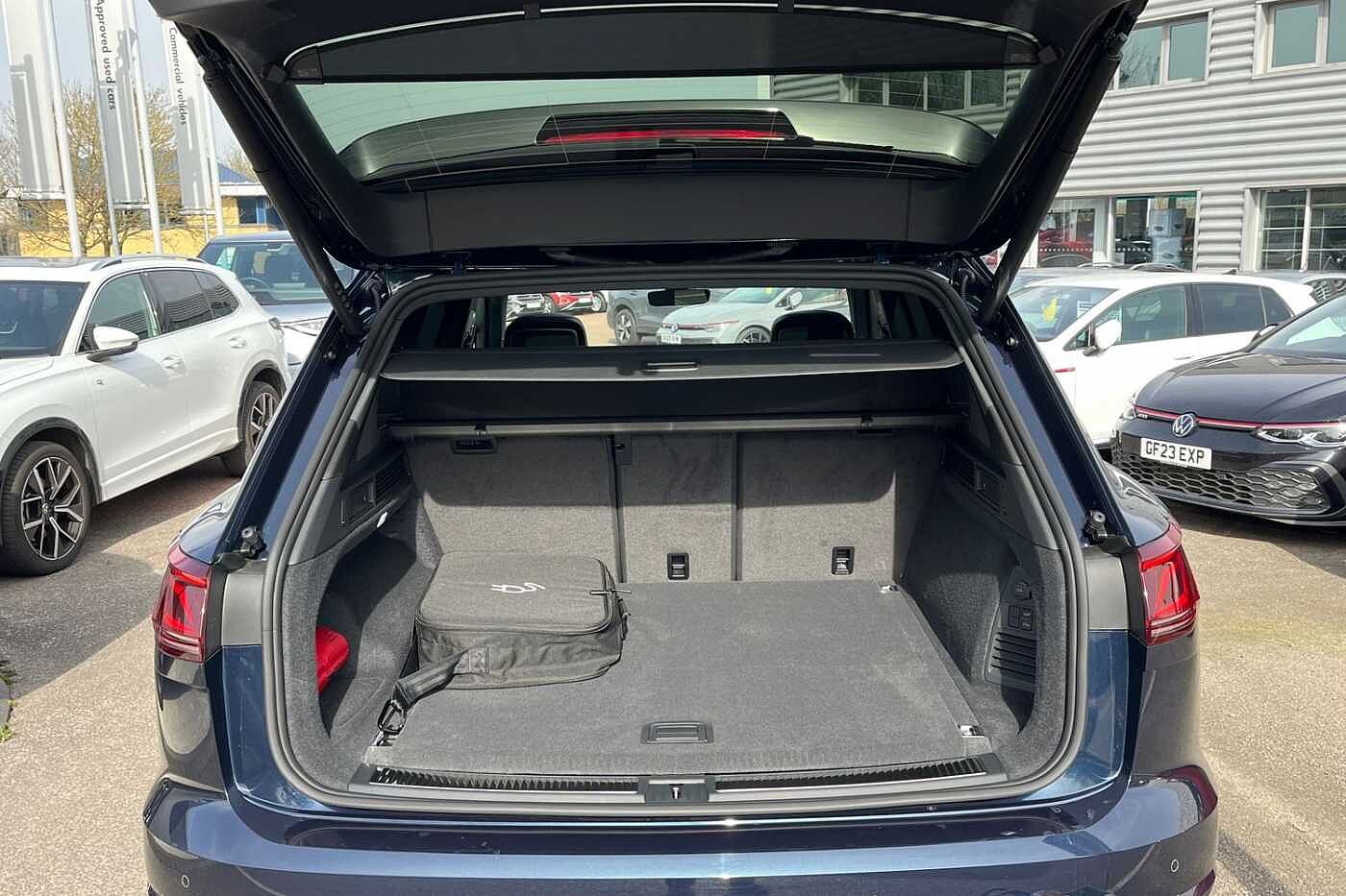 Used Volkswagen Touareg 2025 for sale - 76680006: Photo 10