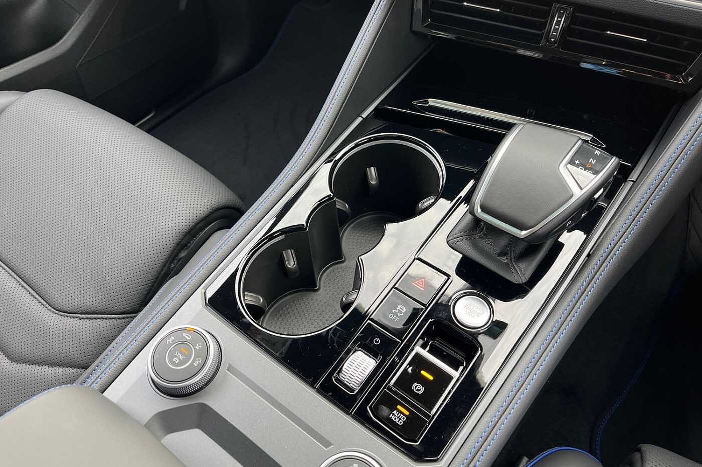 Used Volkswagen Touareg 2025 for sale - 76680006: Photo 15