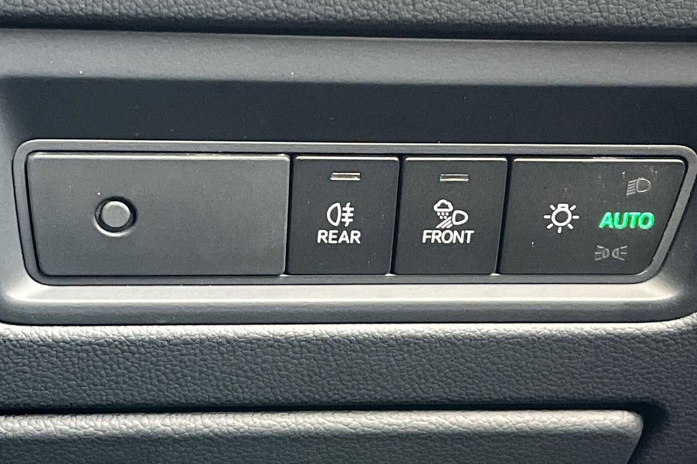 Used Volkswagen Touareg 2025 for sale - 76680006: Photo 23