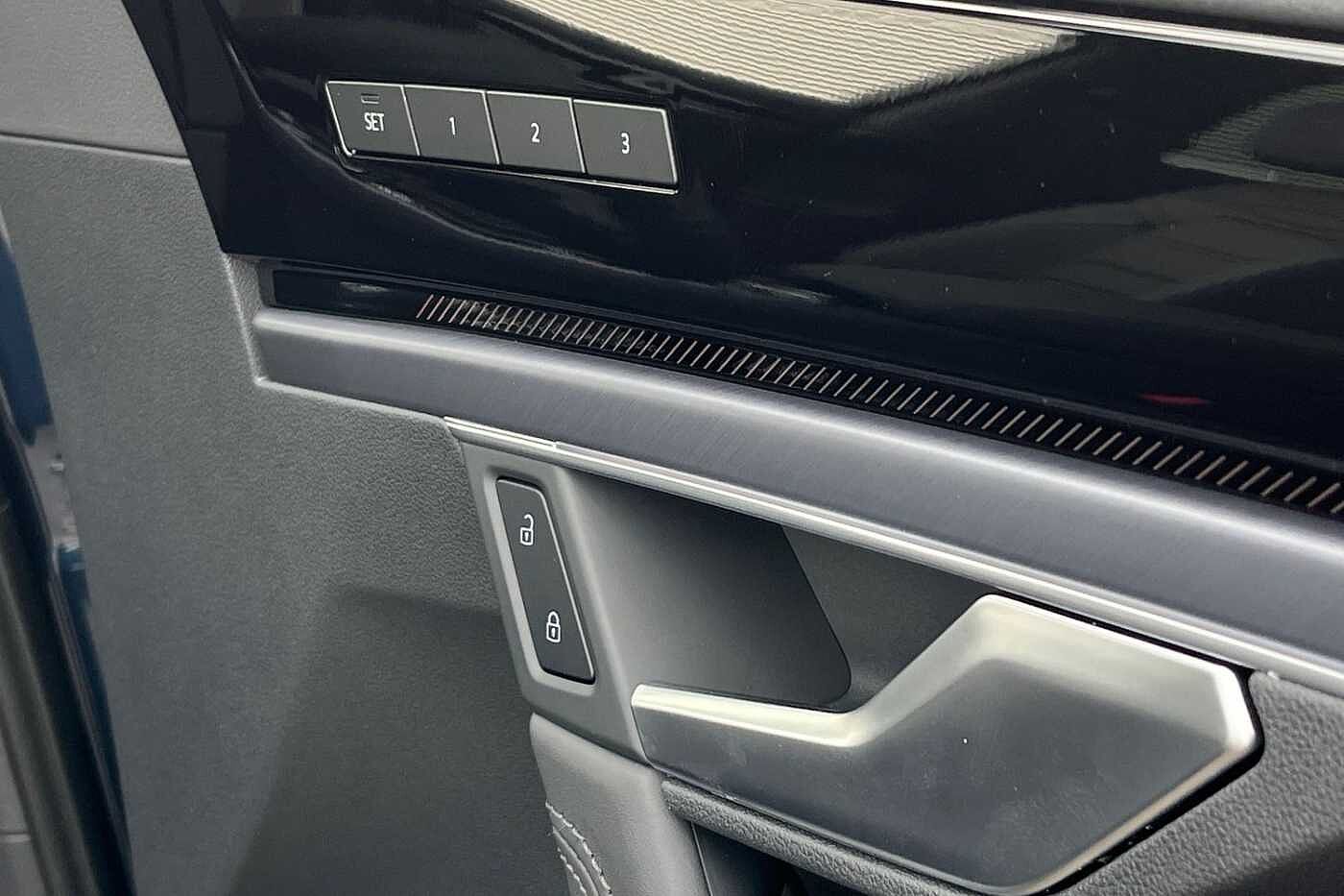 Used Volkswagen Touareg 2025 for sale - 76680006: Photo 24