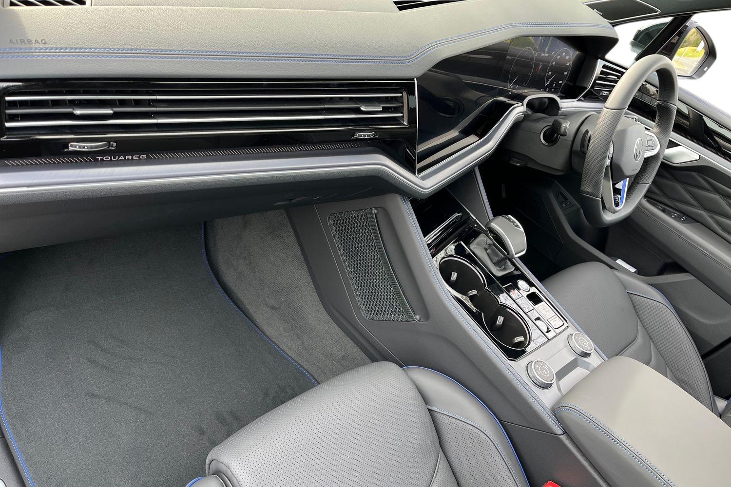 Used Volkswagen Touareg 2025 for sale - 78145594: Photo 2