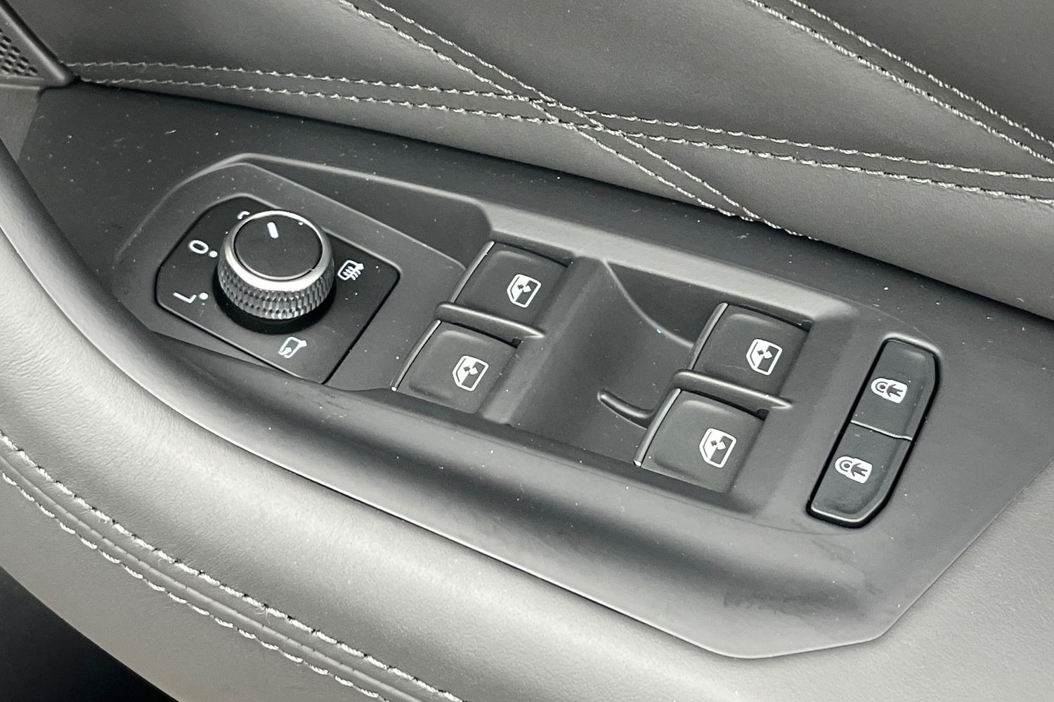 Used Volkswagen Touareg 2025 for sale - 78145594: Photo 23