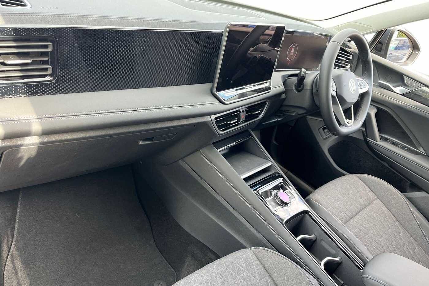 Used Volkswagen Tiguan 2024 for sale - 76677013: Photo 2