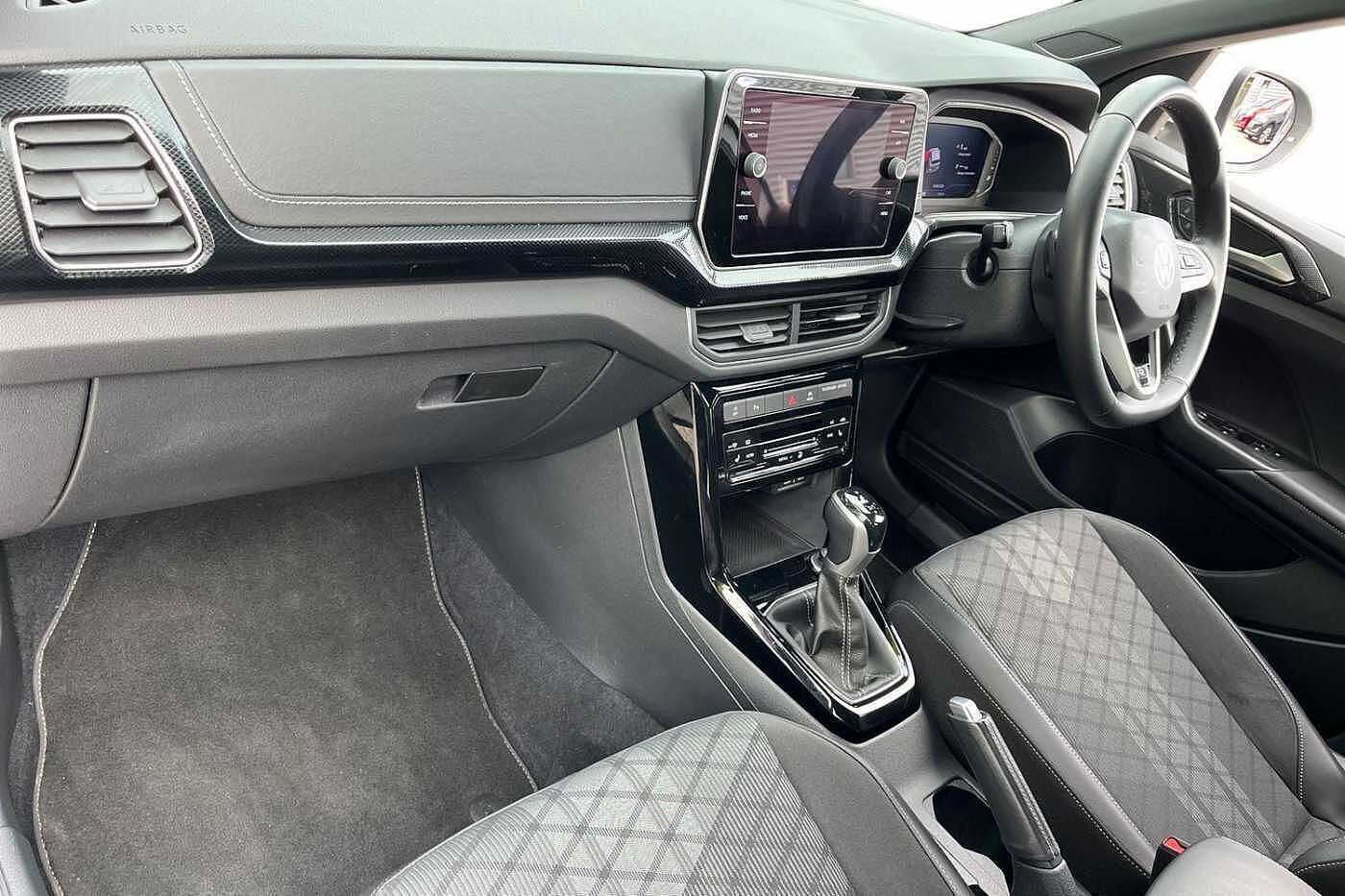 Used Volkswagen T-Cross 2024 for sale - 76677171: Photo 2