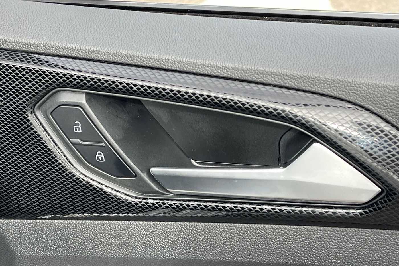 Used Volkswagen T-Cross 2024 for sale - 76677171: Photo 24