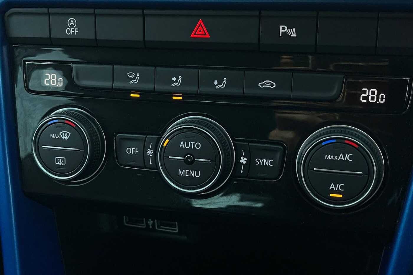 Used Volkswagen T-Roc 2018 for sale - 76673527: Photo 14